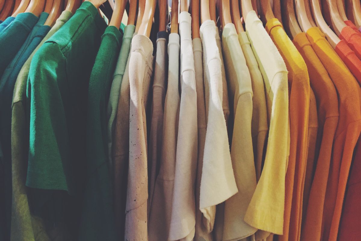 How To Choose Shirt Colors For Men