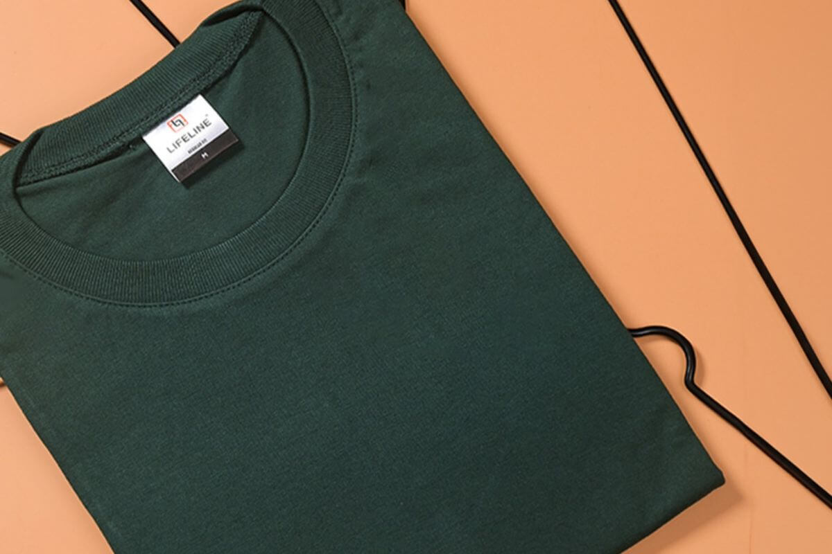 Guide to selecting the ideal printing method for custom corporate shirts.